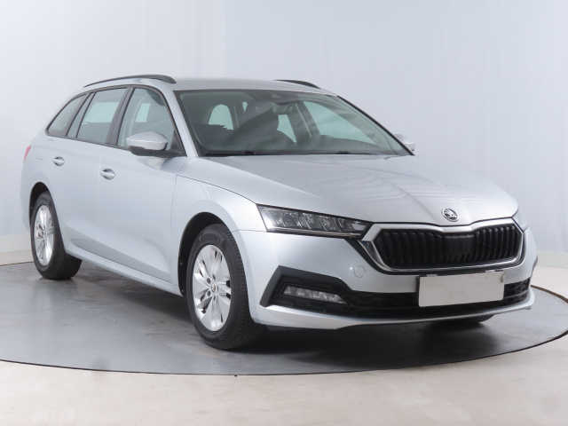 Škoda Octavia 2023