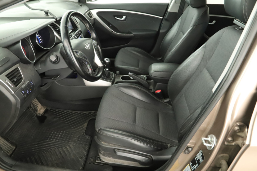 Hyundai i30, 2014