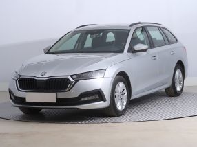 Škoda Octavia - 2023