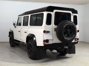Land Rover Defender - 2009