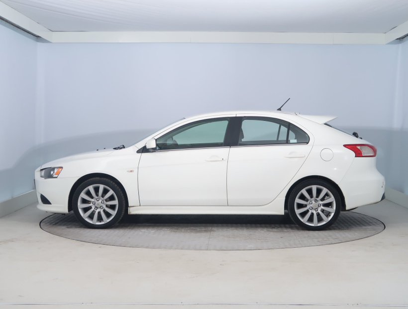 Mitsubishi Lancer, 2010