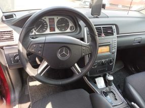 Mercedes-Benz B - 2009