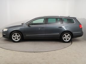 Volkswagen Passat - 2009