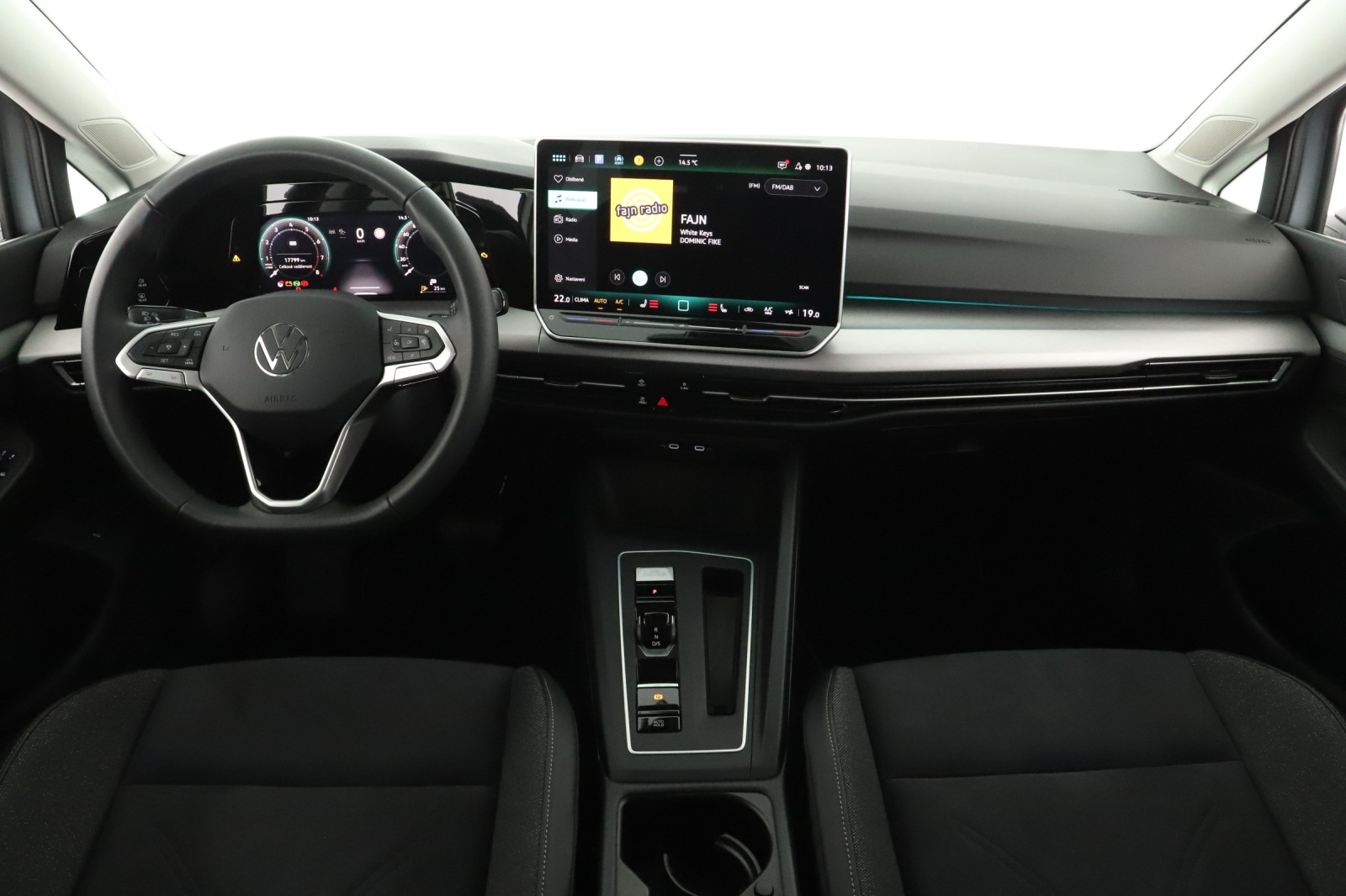 Volkswagen Golf - 2025