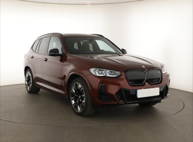 BMW iX3 2022