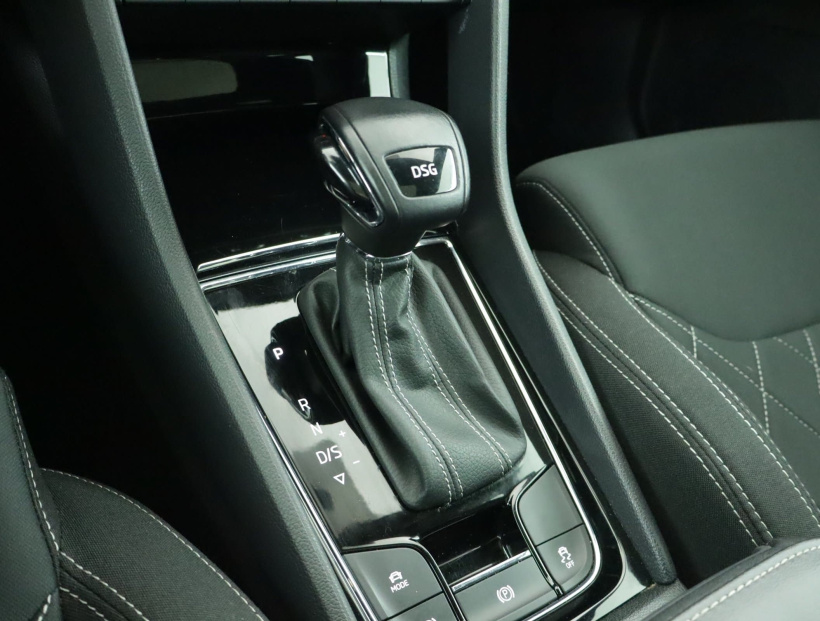 Škoda Karoq, 2021