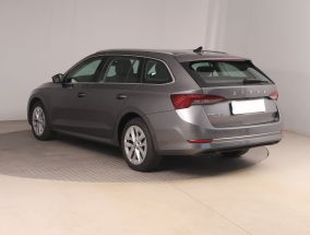 Škoda Octavia - 2023