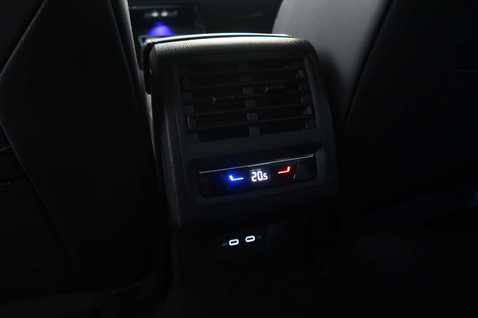 Volkswagen Golf - 2023