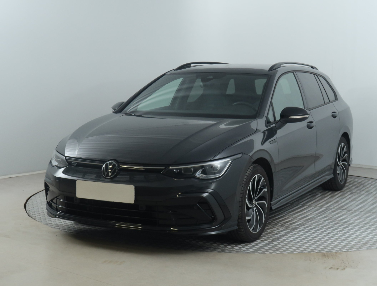 Volkswagen Golf - 2023