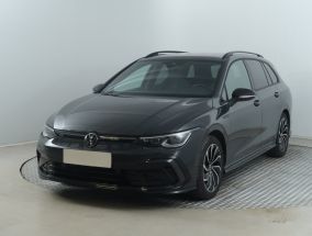 Volkswagen Golf - 2023