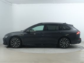 Volkswagen Golf - 2023