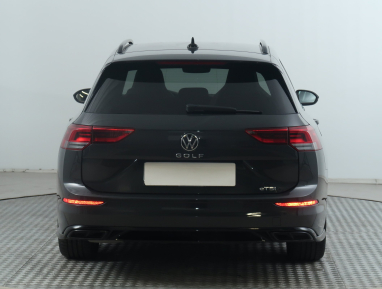 Volkswagen Golf - 2023