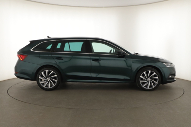 Škoda Octavia - 2024