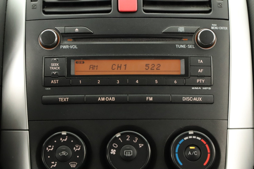 Toyota Auris, 2011