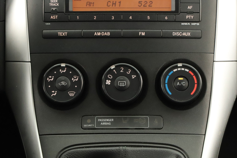 Toyota Auris, 2011