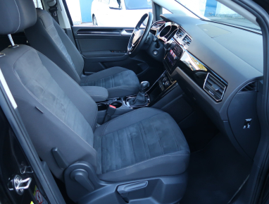 Volkswagen Touran - 2022