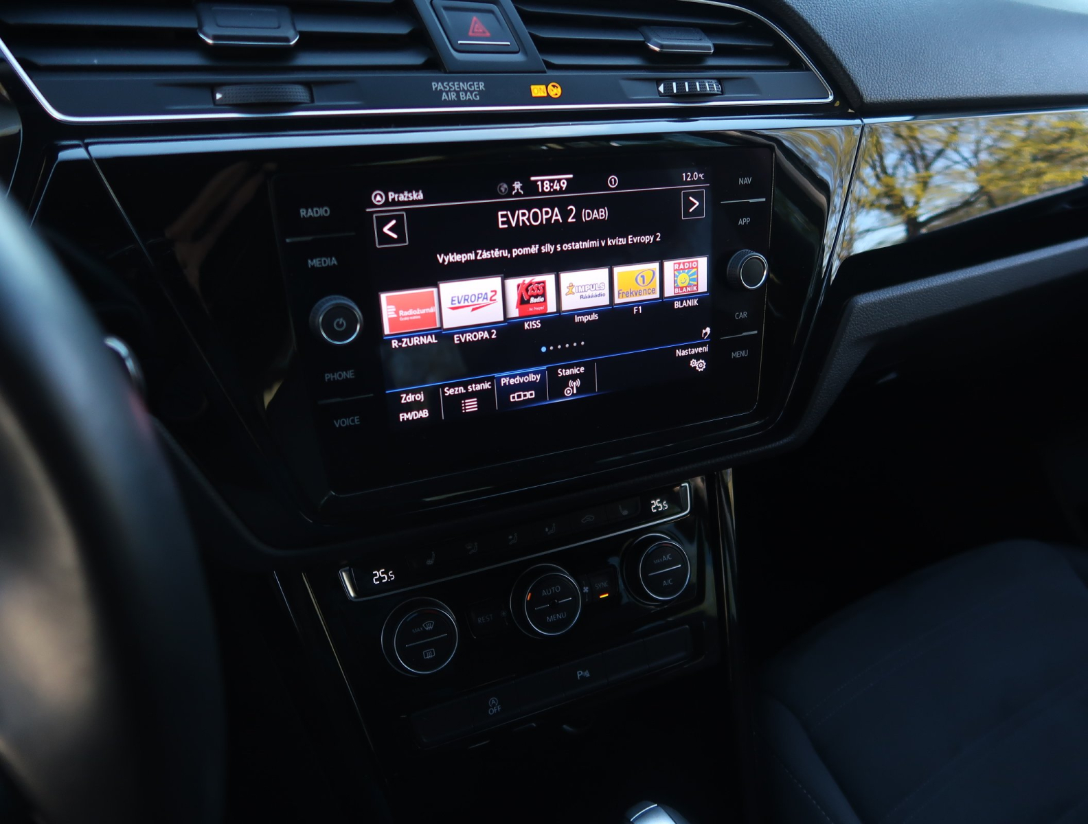 Volkswagen Touran - 2022