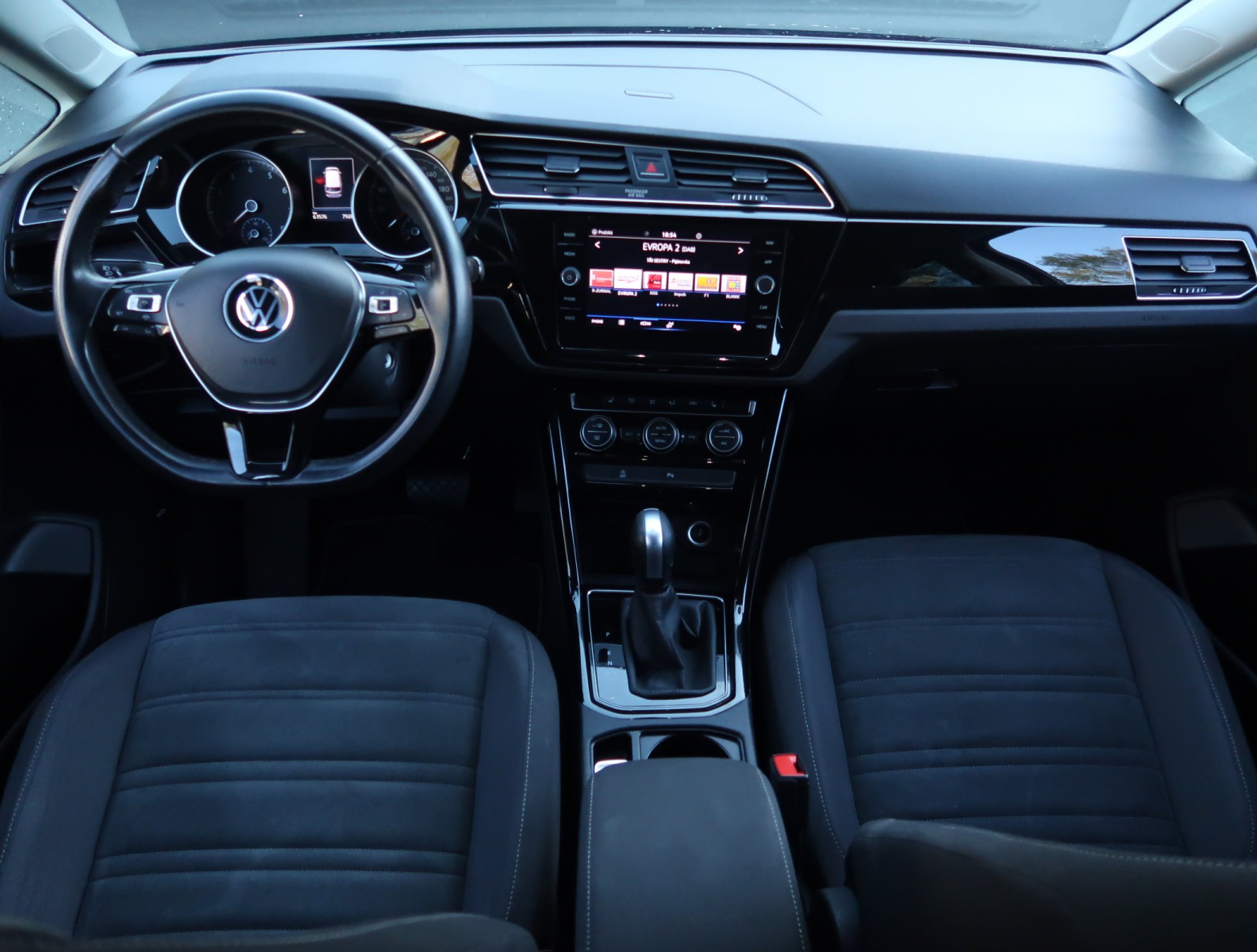 Volkswagen Touran - 2022