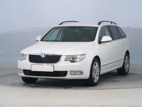 Škoda Superb - 2011