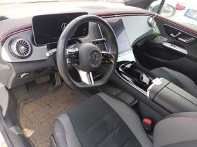 Mercedes-Benz EQE - 2024