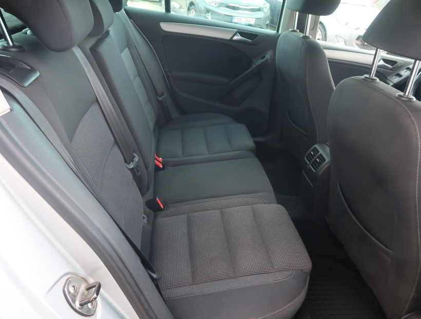 Volkswagen Golf, 2012