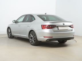 Škoda Superb - 2017