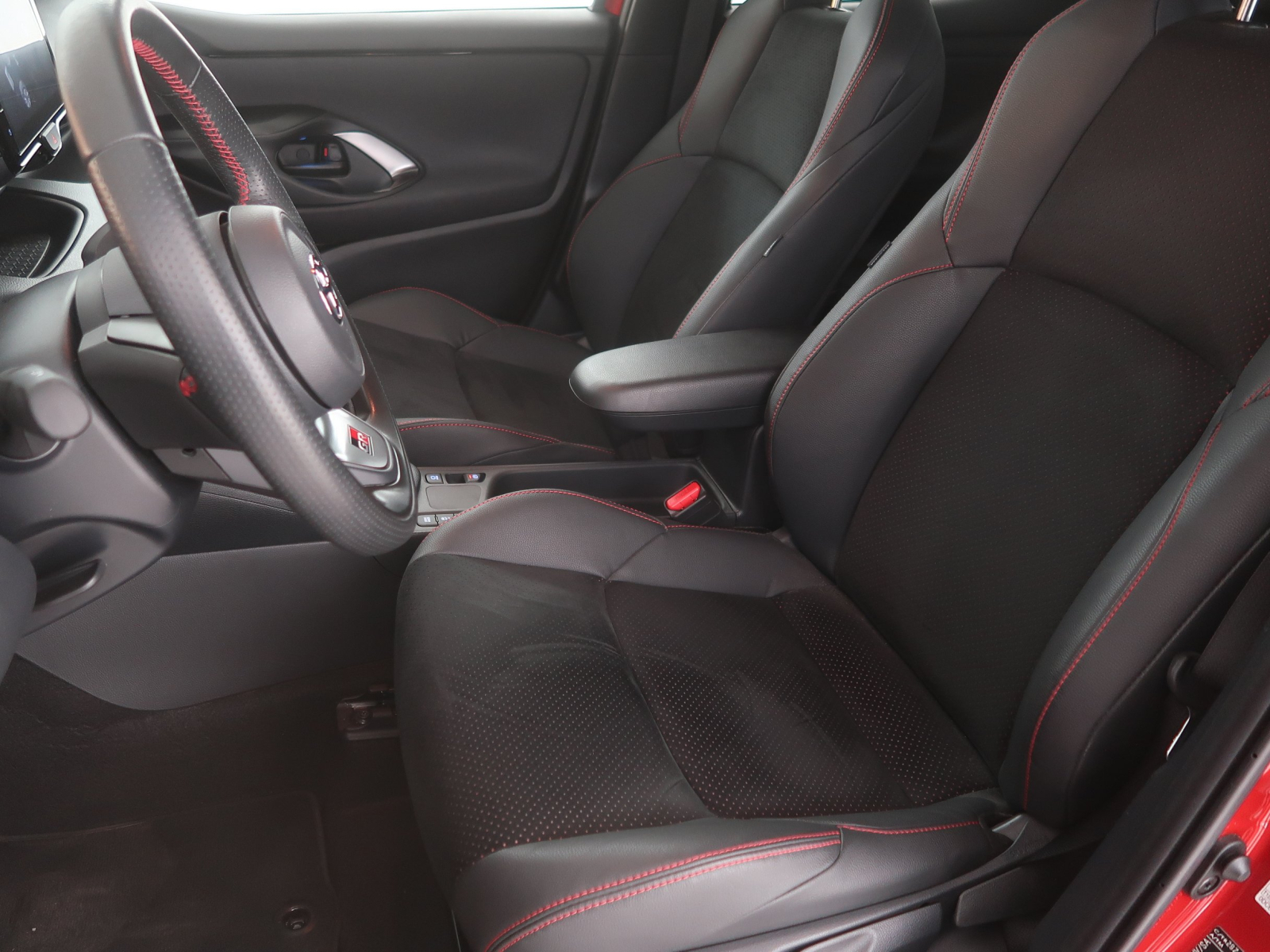 Toyota Yaris - 2023