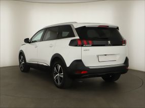 Peugeot 5008 - 2018