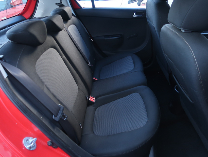 Hyundai i20, 2013