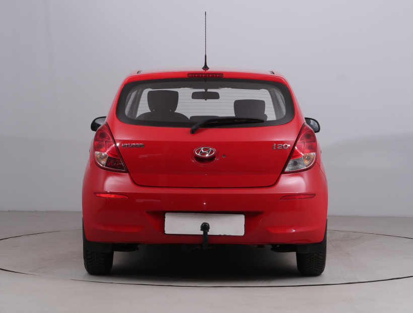 Hyundai i20, 2013
