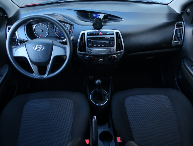 Hyundai i20, 2013