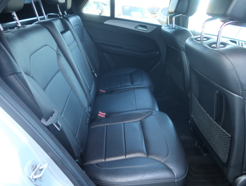Mercedes-Benz GLE, 2016