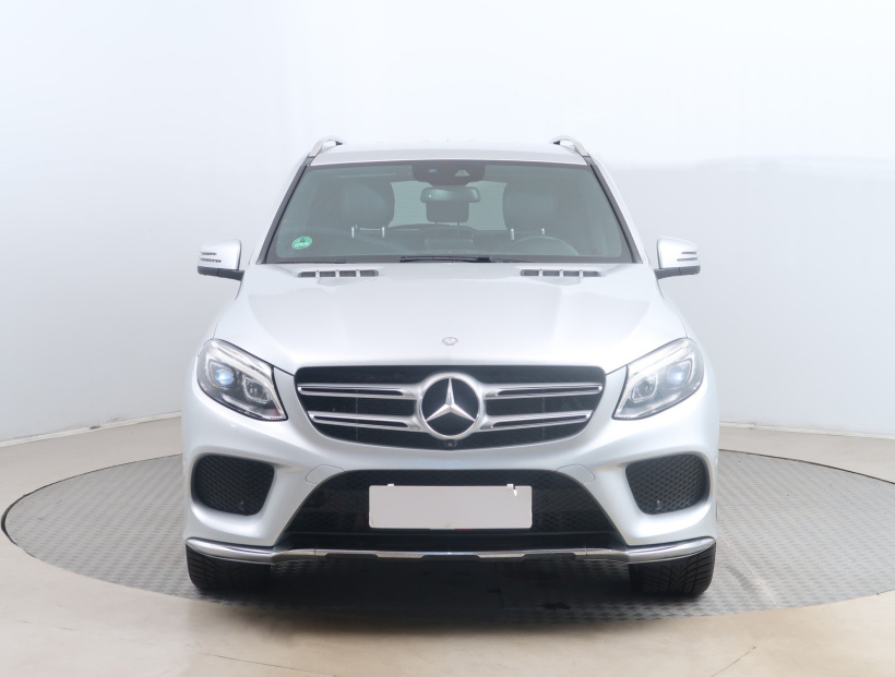 Mercedes-Benz GLE, 2016