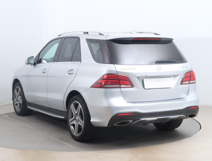 Mercedes-Benz GLE, 2016