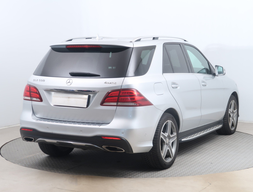 Mercedes-Benz GLE, 2016
