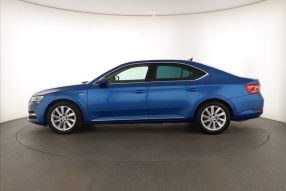 Škoda Superb - 2021