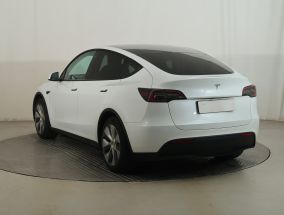 Tesla Model Y - 2023