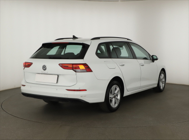 Volkswagen Golf - 2024