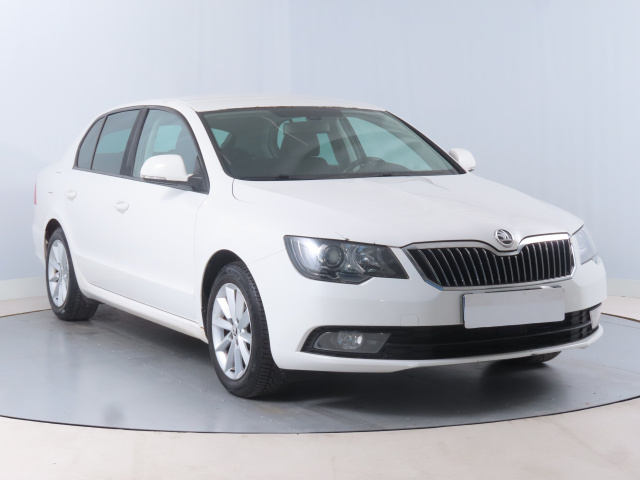 Škoda Superb 2014
