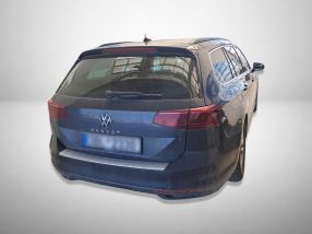 Volkswagen Passat - 2021
