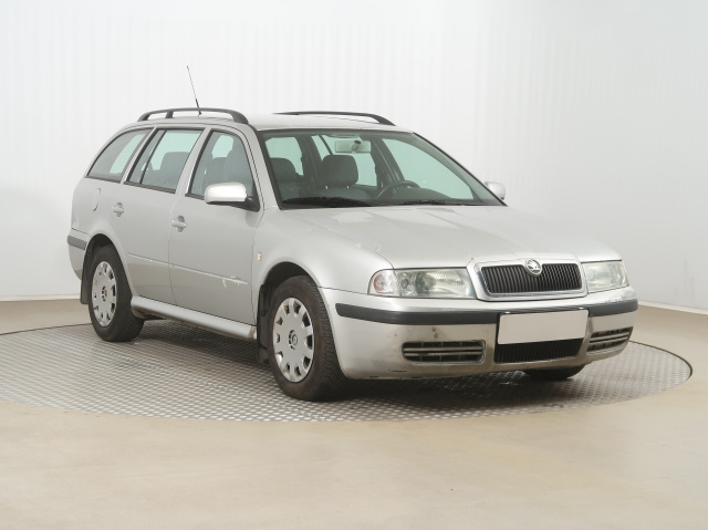 Škoda Octavia 2001