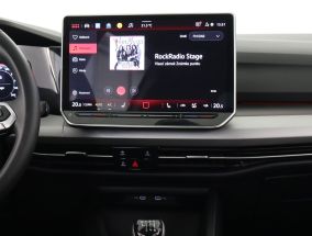 Volkswagen Golf - 2025