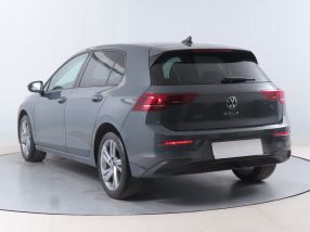 Volkswagen Golf - 2025