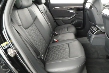 Audi S8 - 2023