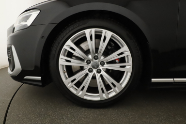 Audi S8 - 2023