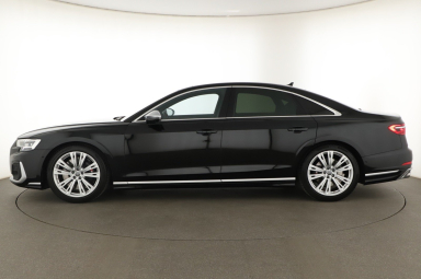 Audi S8 - 2023
