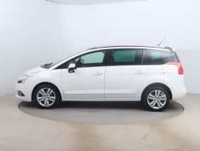 Peugeot 5008 - 2013