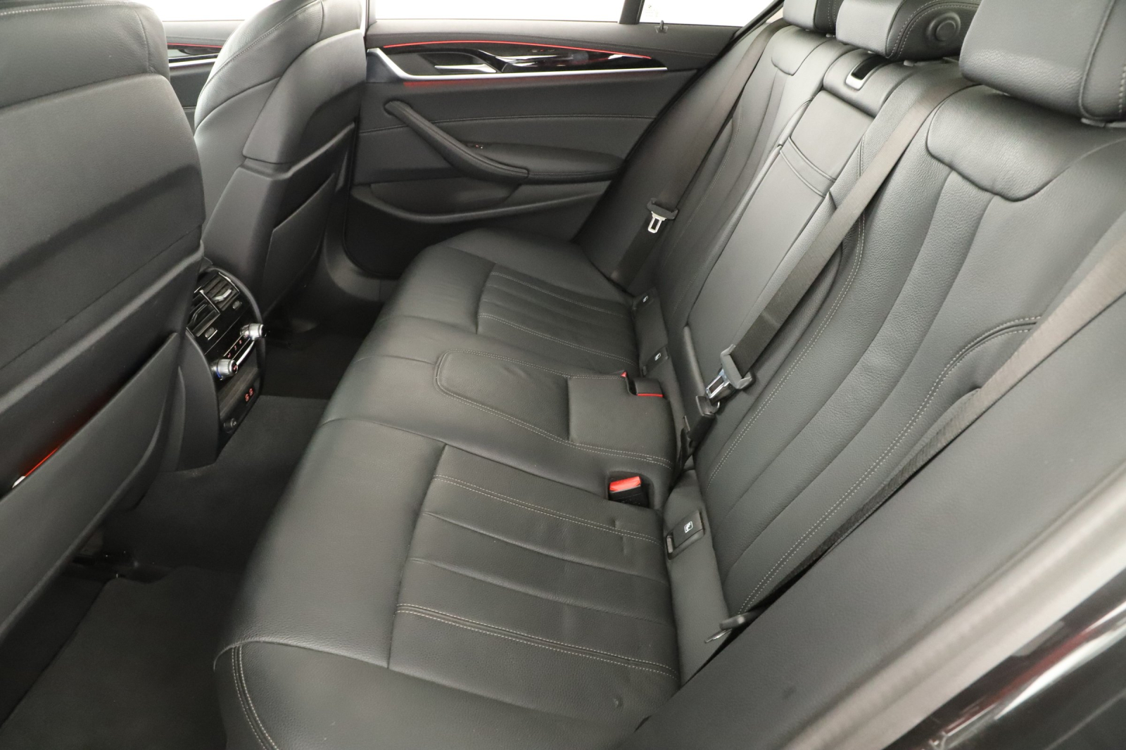 BMW 5 - 2023