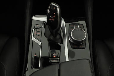 BMW 5 - 2023