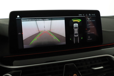 BMW 5 - 2023